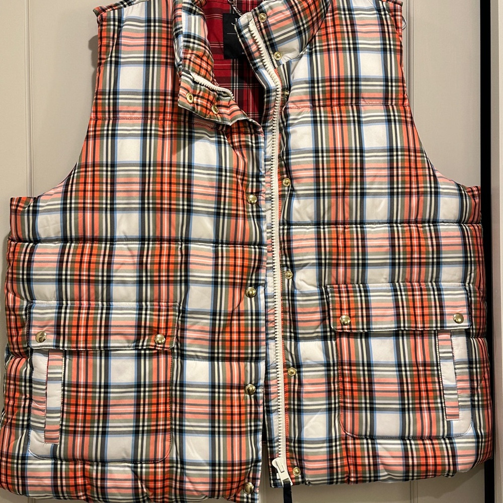 J Crew Signature Puffer Vest Primaloft tartan.